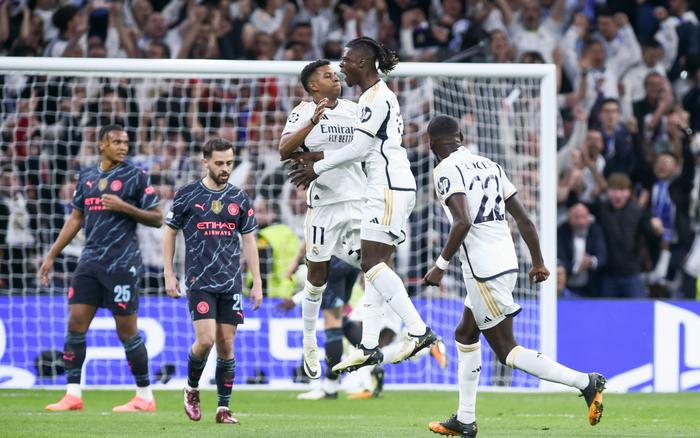 红牌的出示 红牌的出示